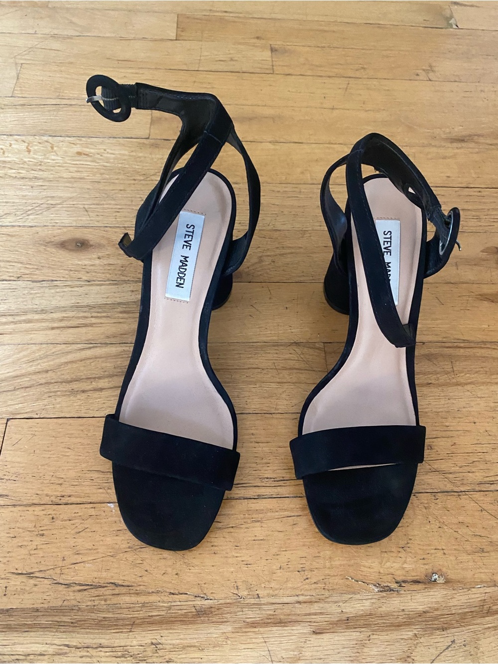 Steve Madden sandals. Beautiful. Very good condition. Size 8M.